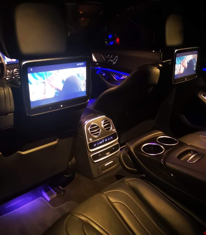 srodek-mercedesa-s-500